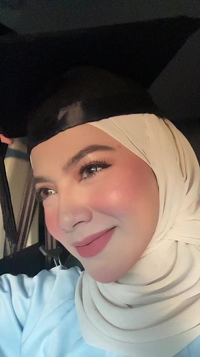 Step first 1: pin your mortar board