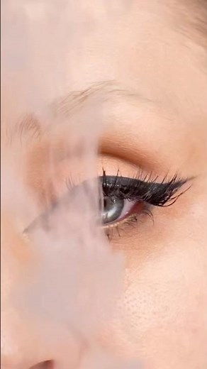 See How to Draw the Perfect Graphic Eyeliner (Easy Trick for a Lifted, Sharp Eye Look!)