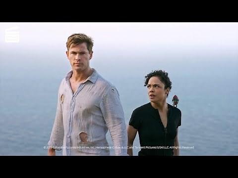 Men in Black International: Killing the twin aliens HD CLIP