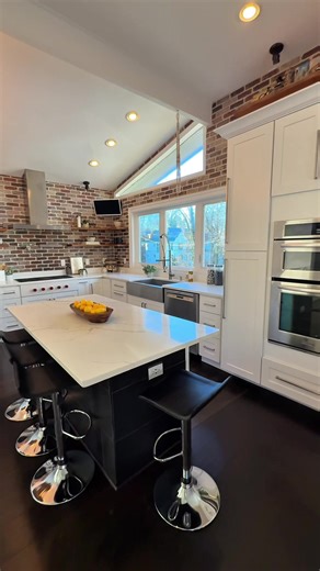 Modern 5-Bedroom Home for Sale in McLean, VA