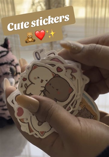 Cute Stickers Unboxing: Adorable Graphics and Fun!