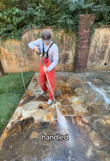 Pressure Washing Tips for Beginners: Avoid Customer Mistakes