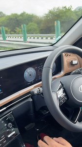 Let’s see how the Adaptive Cruise Control feature works with the new Hyundai Alcazar that gets ADAS LEVEL 2 | MotorBeam