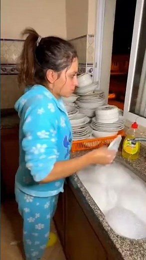 😱🧍النساء في رمضان 🌙 ياربي سلامة 🤣🤣