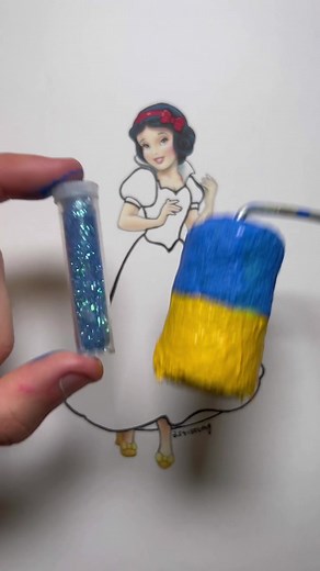 Disney princess art! #dress #snowwhite #artistomg