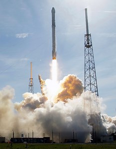 Na Međunarodnu svemirsku stanicu lansirana raketa SpaceX, među kosmonautima i Ruskinja