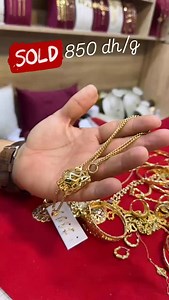 15 reactions | #marocaine #كفطان_مغريبي_2021 #oriflame #oriflame #marrakech #kaftan #مغربية_وافتخر #maroc | Bijouterie Mohammed Amine | Facebook