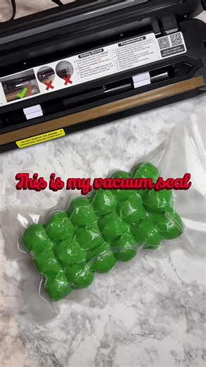 I highly recommend a vacuum seal to prepare for holidays or if you like to stay prepared! #baking #bakingbusiness #bakingtiktok #vacuumseal #cookies