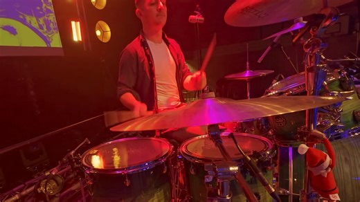 Merry Christmas Ya Filthy Animals! 🎄🎸🥁🎹🥳 Christmas Time (Don’t Let The Bells End) - Clickimin Dec 13th 2025. Special guest musicians - John-William Halcrow (vocals), Michael Anderson (lead guitar), Erik Peterson (drums) and David Sjoberg (acoustic guitar). Filmed by Peter Johnson Audio captured by Db Sound and Productions | First Foot Soldiers