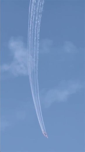 INSANE 8 Jet Formation 🤯 | Airshow Perfection