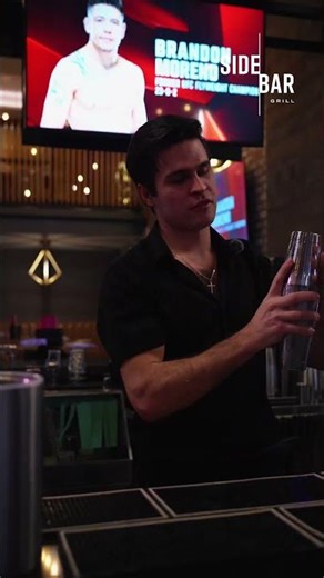 Don’t Burst My Bubble Drink at Sidebar Grill