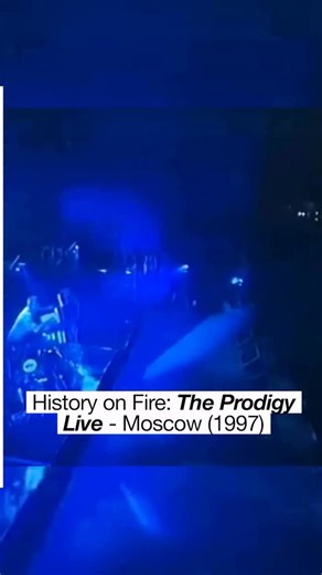 @zurka_je_u_borci on Instagram: "The night Moscow turned into rave chaos noite em que Moscou virou uma rave On September 27, 1997, The Prodigy unleashed a legendary performance in Moscow’s Manege Square. Filmed by MTV, the proshot captured the band at their explosive peak with breakbeats, punk attitude and rave chaos colliding in front of over 100,000 fans. That night, the spirit of rave thundered through Moscow and etched its name into dance music history. #TheProdig» 1: MTV - Moscow, Manege Sq