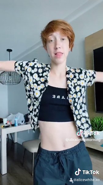 That was kinda fly 🐦 #aliceoncam #alicewhite #ginger #redheads #redhead #gingergirl #gingergirlsarecute #gingergirlsoftiktok