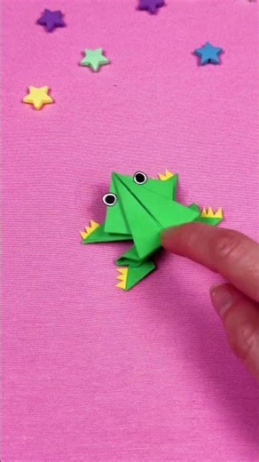 This Origami Frog Can Jump Like a Real One! 🐸 Crafting a Froggy Together