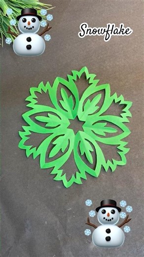 Snowflake ❄️ making #diy 😱 #trending #shorts #ytshorts #viral #snowman #snowflakes 🎅