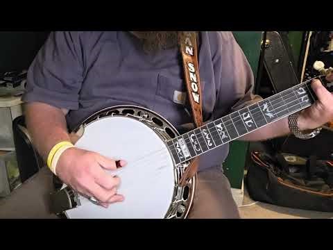 Foggy mountain breakdown (a different way). 6 string banjo