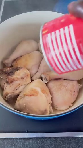 Vetkoeks or Magwinya You will need: 500 g cake flour 5 ml sugar 7 ml salt 5 g (1/2 Pckt) instant dried yeast 30 g margarine 325 ml lukewarm water What to do: Mix the flour, sugar and salt together. Add the yeast and mix. Rub the margarine into the flour mixture. Add the water and mix to form a soft dough. Knead for 10 minutes, until the dough is smooth and elastic. Place in a greased mixing bowl, cover with plastic and leave to rest for 20 minutes in a warm place. Knock the dough down and divide