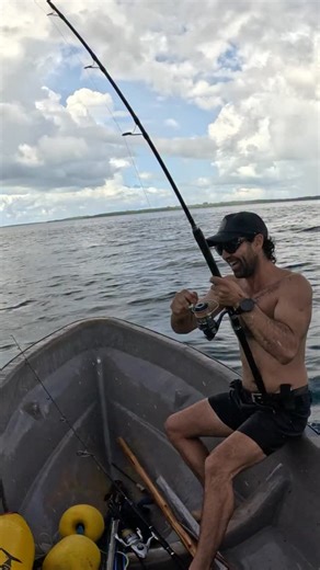 We’ve gone troppo in Niugini … new eps live 🌴 🦀 | Back 2 Basics Adventures