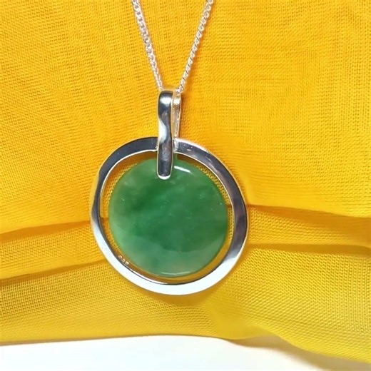 Real green jade necklace in a large round shape a stunning designed halo pendant with chain