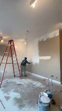 Painting the master bedroom walls 🎨