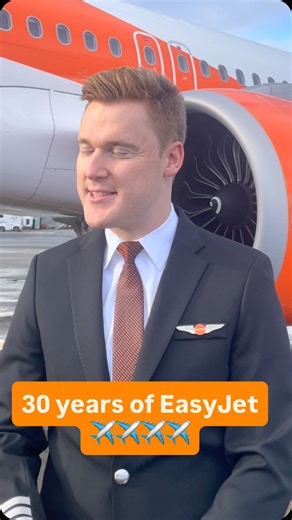 👨‍✈️ It’s 30 years to the day since the very first @easyjet flight took off. ✈️ Passengers flew from Luton to Glasgow. 🛫 Our Senior Reporter Callum McQuade watched as staff marked the milestone @gla_airport earlier. #fly #flying #pilot #planes #holiday #glasgow #easyjet #travel | Clyde 1 News