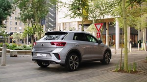VW driving assist is here to make your holiday journey a safer and smoother one. 🌞 #VWDrivingAssist #VW | Bidvest McCarthy Volkswagen