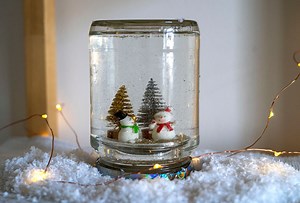 How to make a snow globe - Gathered