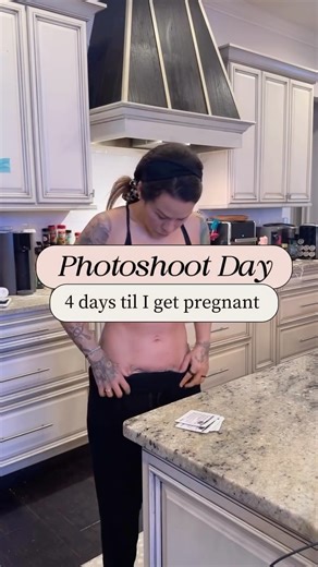 Sia | Fitness, Food, Mom Life on Instagram: "Today I did my first fitness shoot since 2019! We also did a family shoot 🖤 4 days until my ￼￼￼IVF frozen embryo transfer! #ivf #ivfjourney #ivfwarrior"