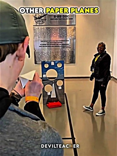 Normal plane Vs Magic one 💀