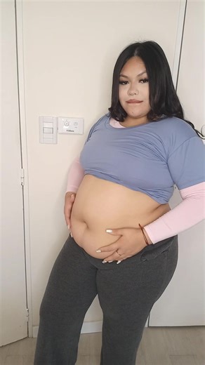 🥹💕 #fyp #foryou #FoodTok #chubby #bigbelly