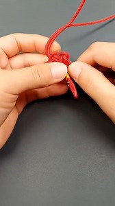✨ Love Macrame? (Paracord bracelet tutorial) Watch this beautiful Macrame step-by-step video guide now! 🧶 👉 Click to watch full video: https://www.thaidramatv.com/video/ | Diy Concept