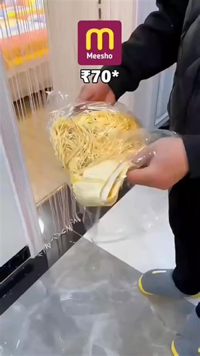 HOMENO on Instagram: "No problem! Here’s the information about the Schwarzschild Radius and Black Holes ⚫📏 🔹 What is the Schwarzschild Radius? • The Schwarzschild radius defines the size of the event horizon of a black hole, the boundary beyond which nothing, not even light, can escape. It is named after the physicist Karl Schwarzschild, who first derived it in 1916 🔭 • The Schwarzschild radius R_s is calculated by the formula: R_s = 2GM/c² where: - G is the gravitational constant, - M is the