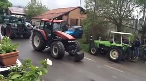 1K views · 21 reactions | FENDT vs NEW HOLLAND | Tractor and Equipment | Facebook