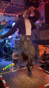 Now that’s what you call footwork! Fair play to this talented young lady—unreal Irish dancing!🙌😍☘️💚 . 📸👉 @kaitrock 🙌☘️🔥 #irishdaily #reelsofinstagram #irishdance #irish #reelsdance #talent | Irish Daily