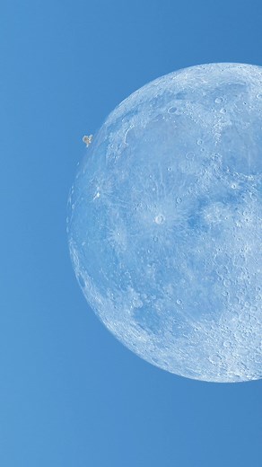 113K views · 1.1K reactions | Moon Impact Caught on Camera A fast-moving space rock suddenly hit the Moon, and the moment was captured live.Because the Moon has no atmosphere, these rocks don’t burn up they directly crash on its surface, leaving new craters. A rare and powerful sight from our cosmic neighborhood. #space #SpaceX #NASA #fblifestyle | Moon Watchers Club | Facebook