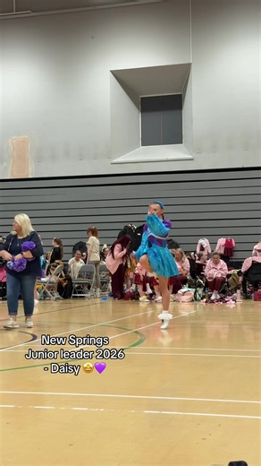 Our first new leader of 2026 - Daisy 💜 Her first ever time leading & she was gorgeous - we can’t wait to watch her lead this year ✨ Just look at her 😮‍💨😮‍💨😮‍💨 #newspringsmorrisdancers #fluffymorrisdancing #fyp #morrisdancing