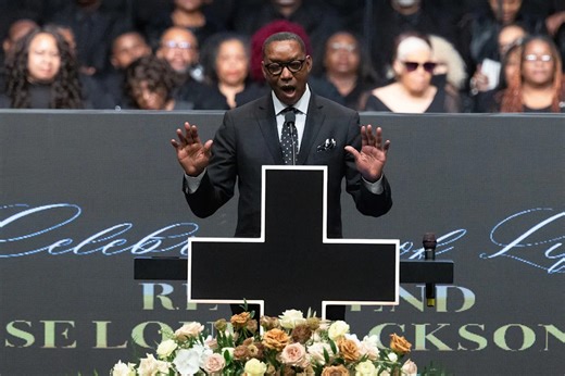 Isiah Thomas attends Jesse Jackson memorial, honors 'five presidents'