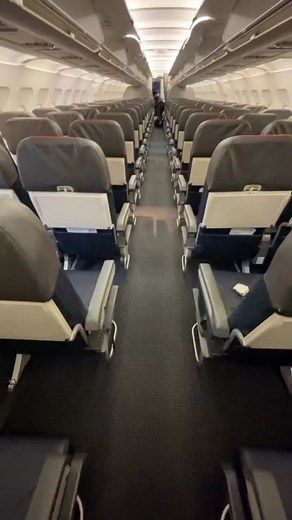 Tray table latch change