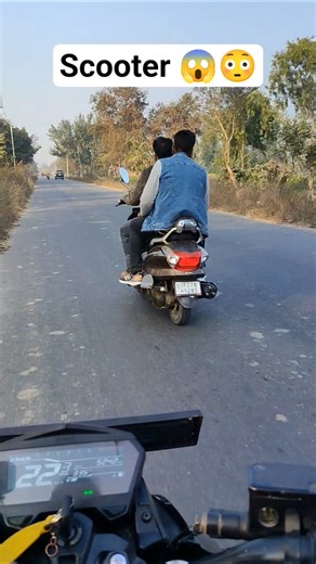 Scooter itna tej bhagata h kya?😱#motorcycle #automobile #rider #bikelover #biker #bikelife #shorts