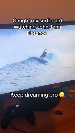 Funny Surfer Hilariously Tries to Catch Waves