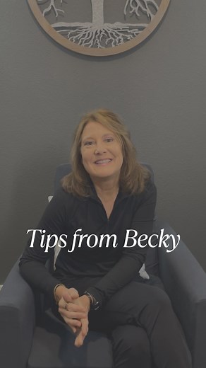 Overwhelmed by ingredients when shopping? 🛒✨ Try these apps to help see if they are clean or not when shopping at the grocery store. Simply scan the barcode and it will tell you what’s not so good in it (or give you the green light ✅). 📲 Our go-to’s: • Yuka • Think Dirty • Bobby Approved Making healthier choices doesn’t have to be complicated—sometimes all it takes is a quick scan to feel confident about what’s going in your cart and into your body. 🌱💚 #CleanEating #HealthyLiving #HolisticHe