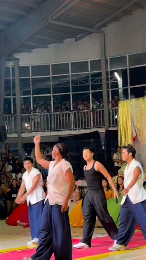 Tintin S Tepase on Instagram: "Maui wowie Darren Espanto"