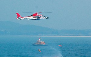 救人无数！弃船逃生的保命装置！精准定位海上遇险的救生艇！