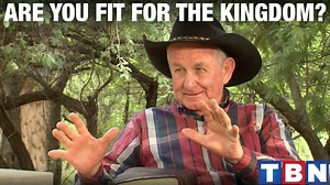 Angus Buchan shares a powerful message from Luke 9:62. Our main priority as believers is to leave the past and move forward to what God has for our lives. | TBN
