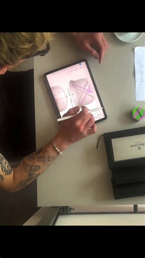 U94 Hat Design of the first sample project #design #hat #creativemakeuplooks #rxstudio