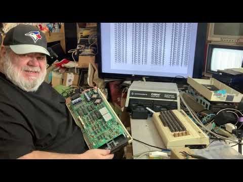 Commodore 2031 Floppy Disk Drive Working Around A Defective Keyboard! 64C C-64 C64 64 - Episode 3887