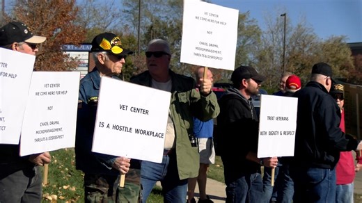 Local veterans protest Columbia Vet Center management