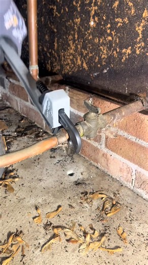 67K views · 98 reactions | How To Repair A Gas Leak | HeroPlumber | Facebook