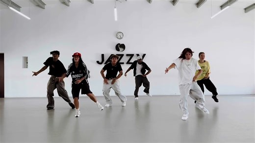 Dance Choreography Inspired by Deejay Telio