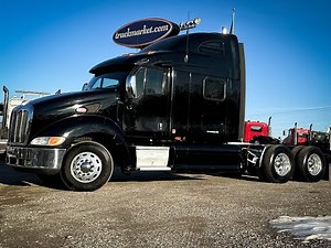 2007 Peterbilt 387 Sleeper